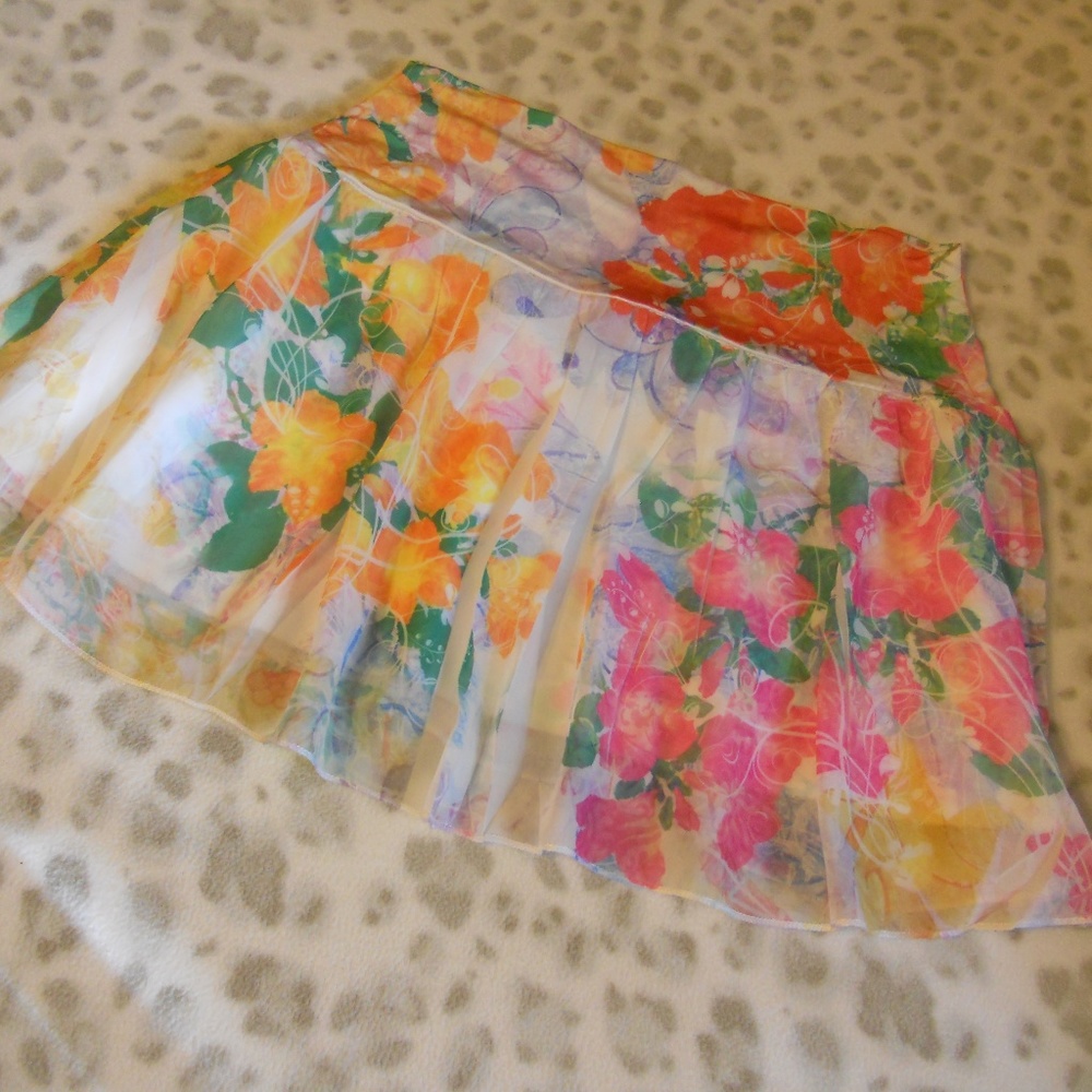 Super Cute Summer Skirt, Size 10. Girls